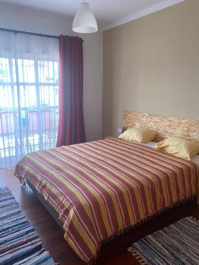Appartement 6 Personnes סאו מרטיניו דו פורטו מראה חיצוני תמונה